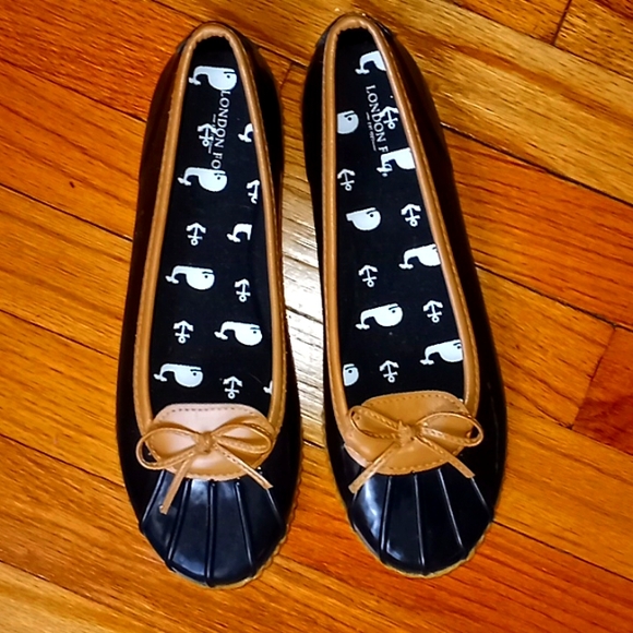 Shoes - London Fog rain shoes
